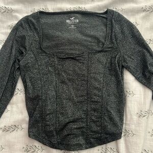 Long sleeve Hollister top